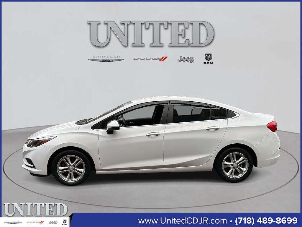 Used 2017 Chevrolet Cruze LT Sedan