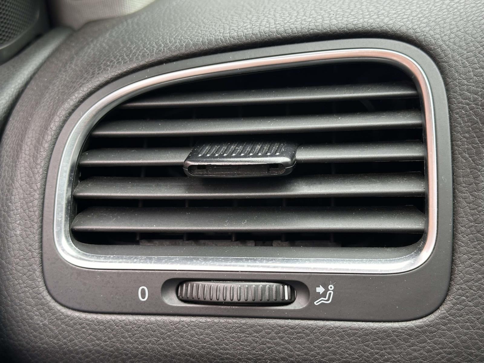 2012 Volkswagen Golf Base - Photo 24