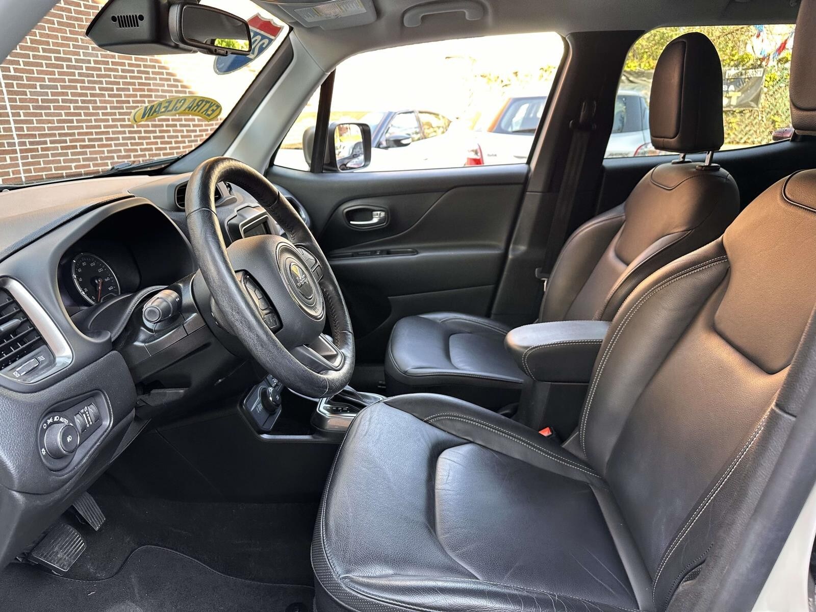 2020 Jeep Renegade Limited - Photo 16