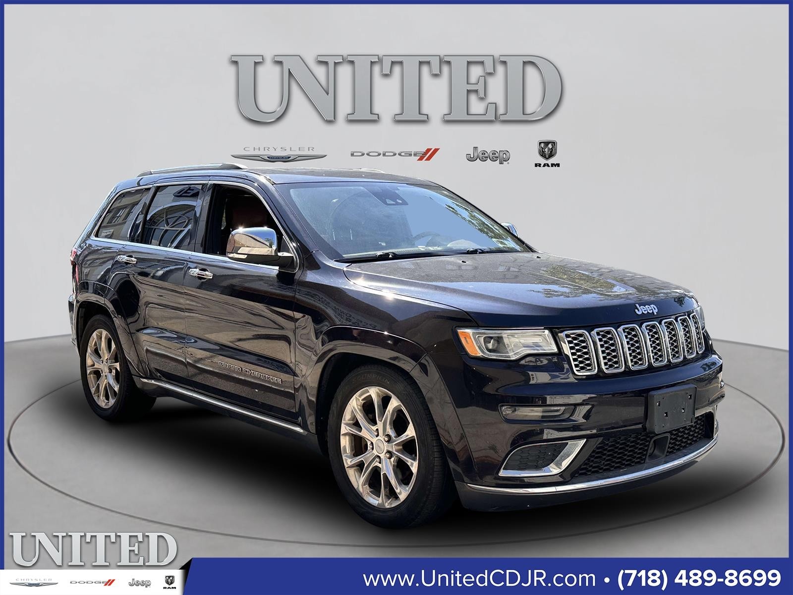 2019 Jeep Grand Cherokee Summit's photo