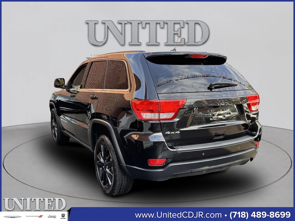 Used 2012 Jeep Grand Cherokee Laredo SUV