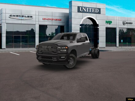 2026 Ram 3500 Chassis Cab TRADESMAN CREW   4X2 60' CA Pickup