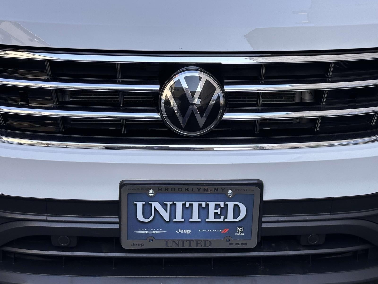 2022 Volkswagen Tiguan SE - Photo 7