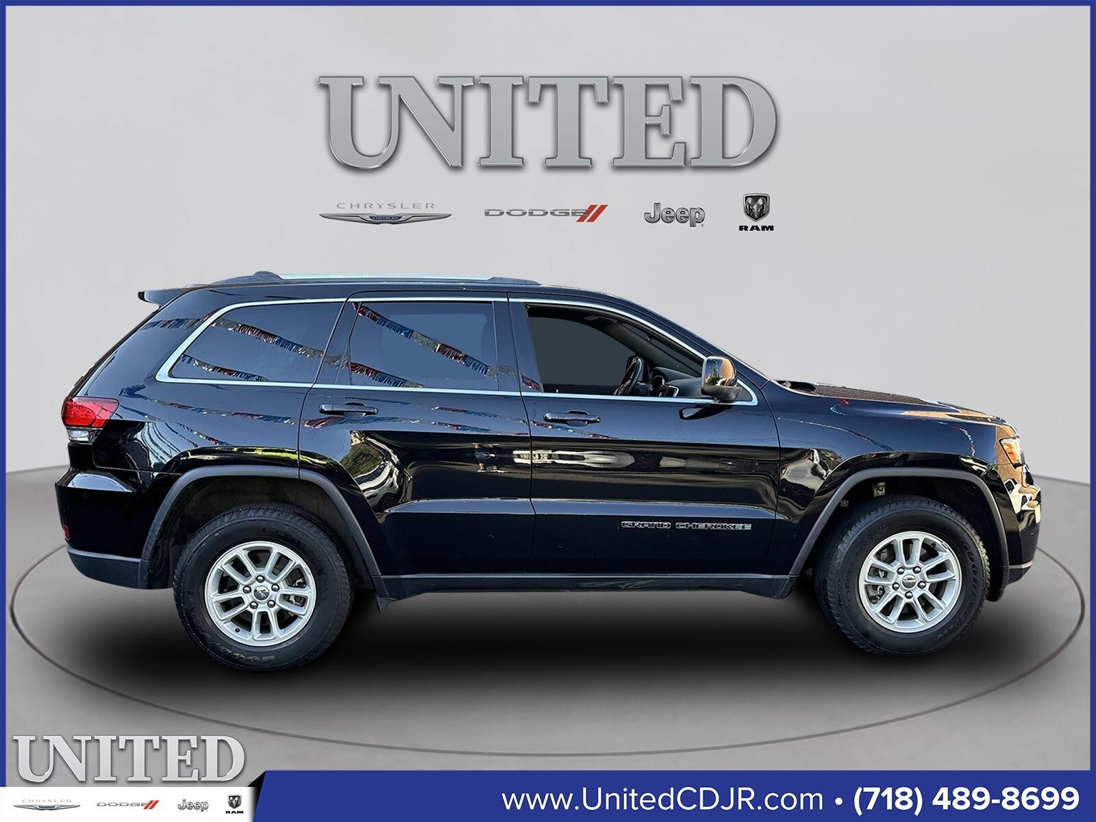 2020 Jeep Grand Cherokee Laredo E photo 2