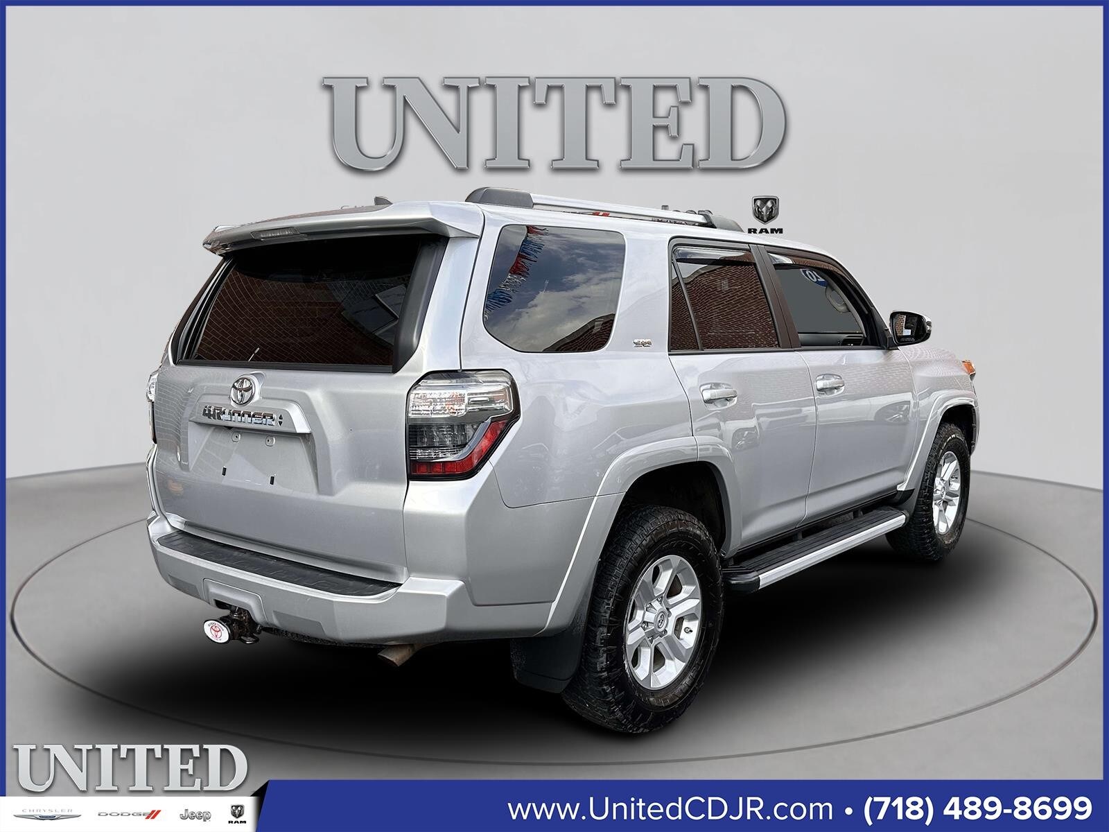2020 Toyota 4Runner SR5 Premium photo 3