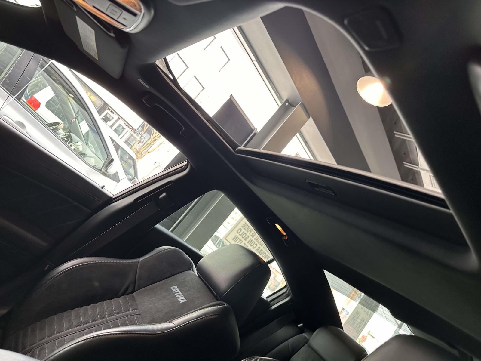 2022 Dodge Charger Scat Pack - Photo 14