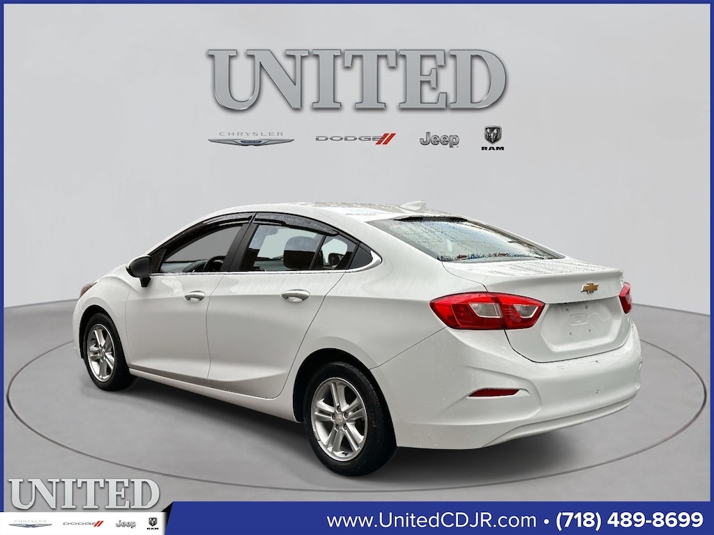 Used 2017 Chevrolet Cruze LT Sedan