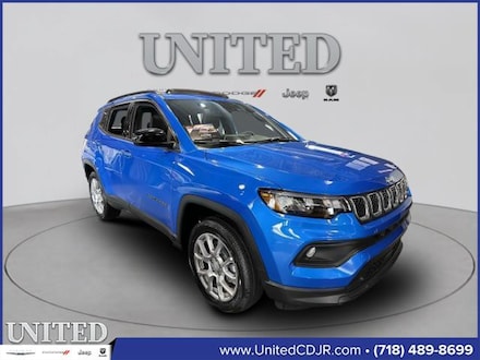 2023 Jeep Compass Latitude Lux SUV