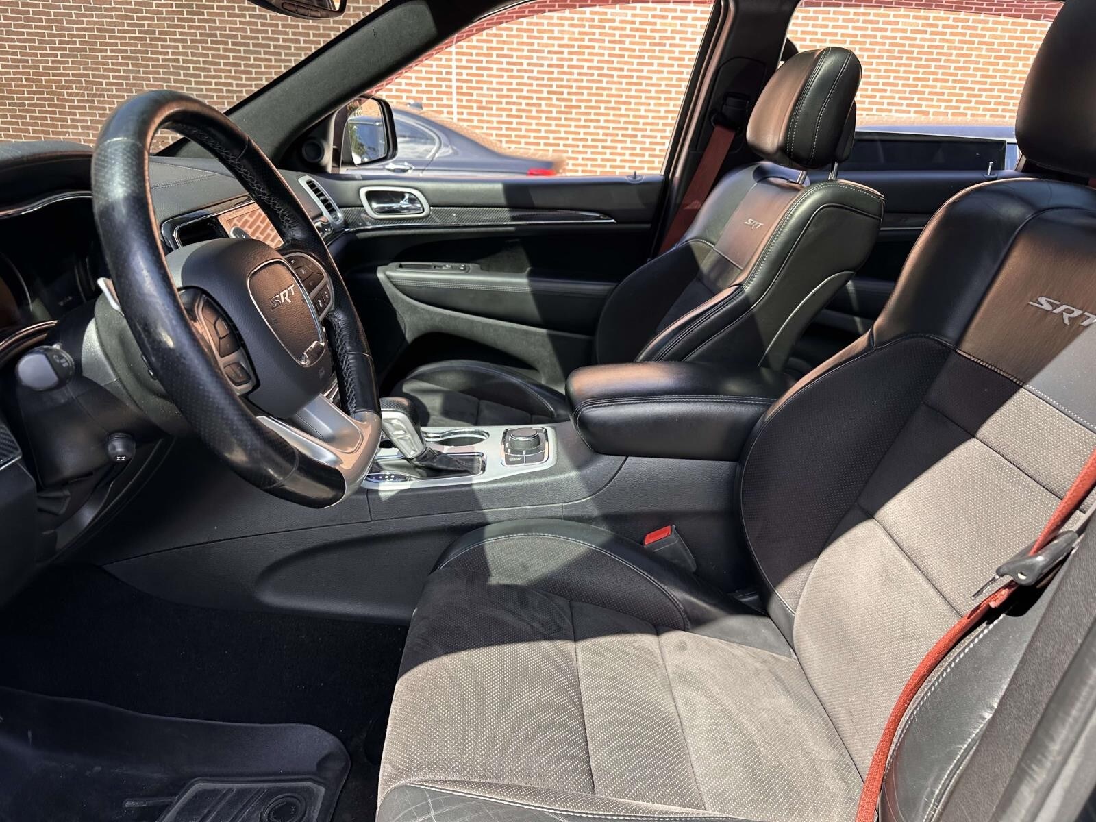 2020 Jeep Grand Cherokee SRT - Photo 15