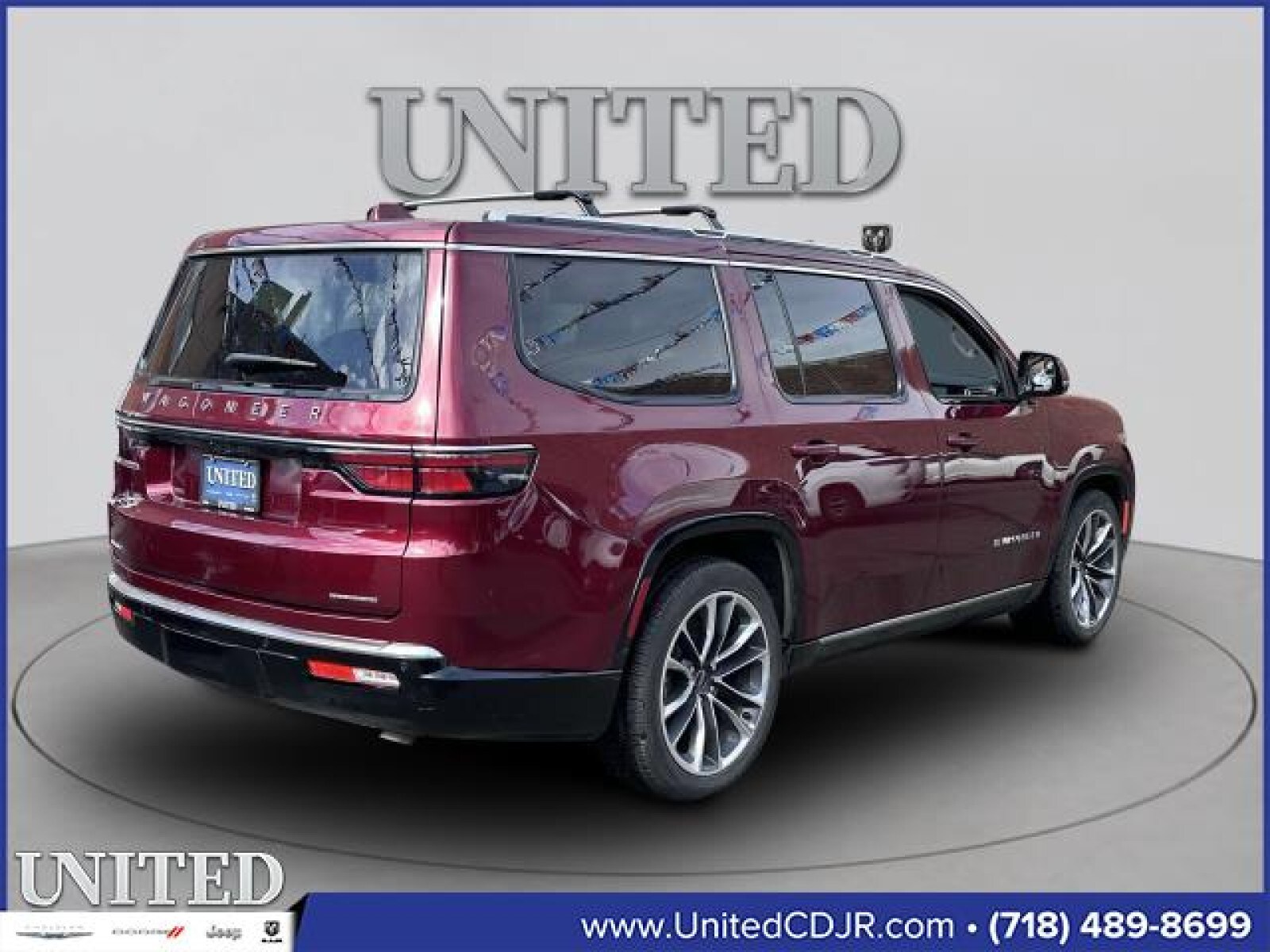 2022 Jeep Wagoneer Series III photo 3