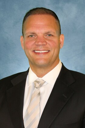 Staff member Brian Dennis from ID_923fca004ece