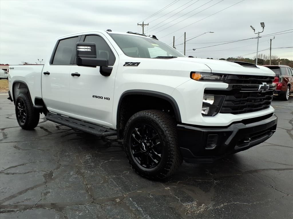 2026 Chevrolet Silverado 2500HD Custom's photo