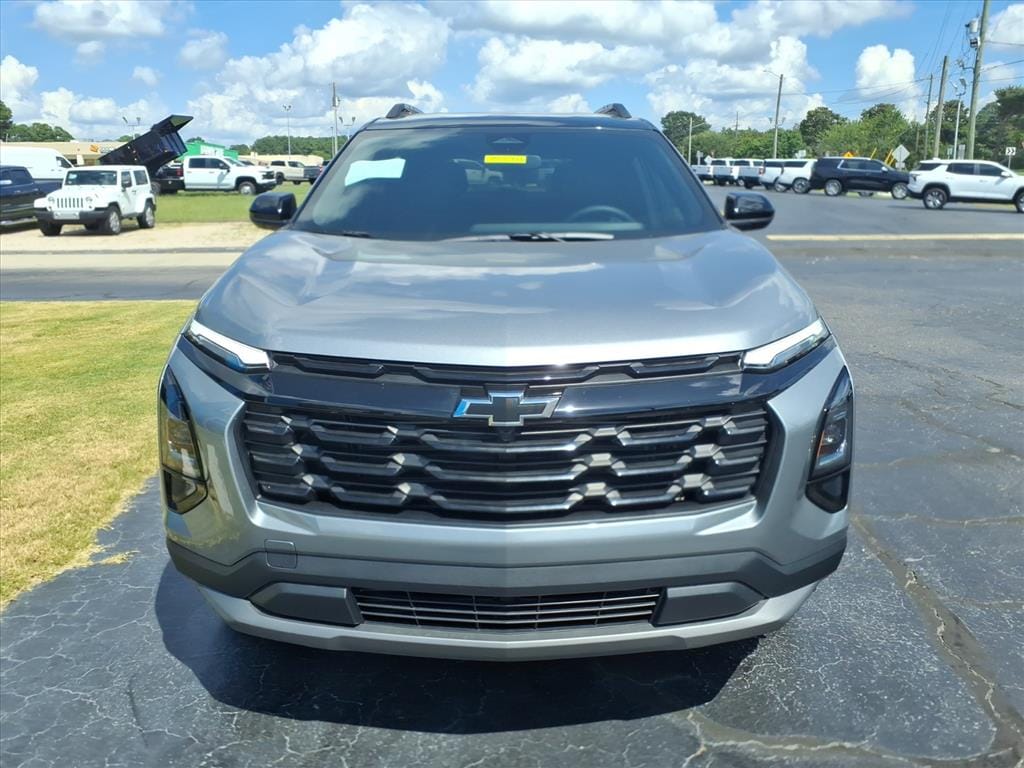2027 Chevrolet Equinox LT - Photo 9