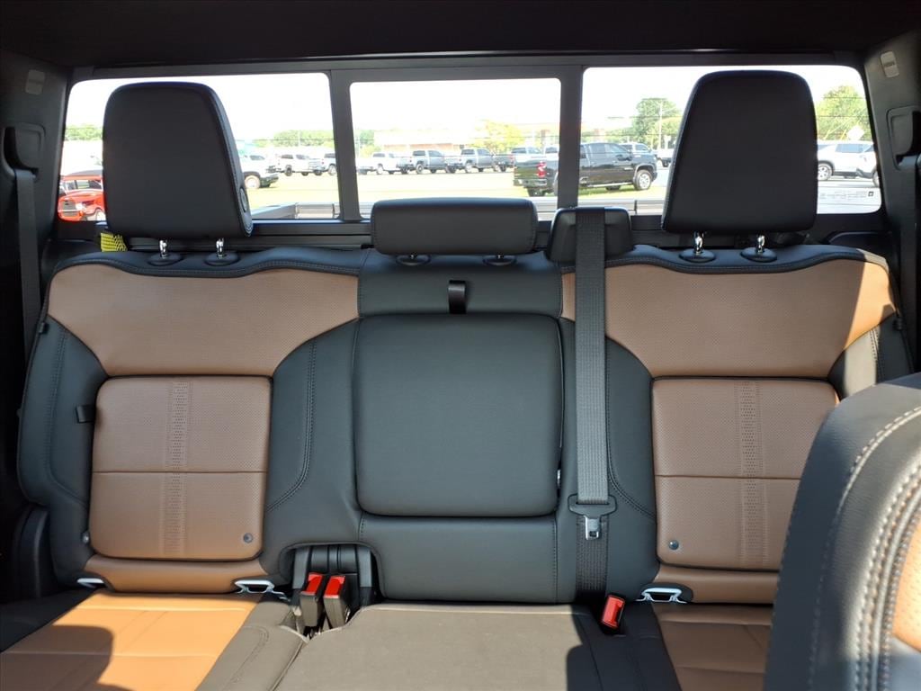 2026 Chevrolet Silverado 1500 High Country - Photo 23