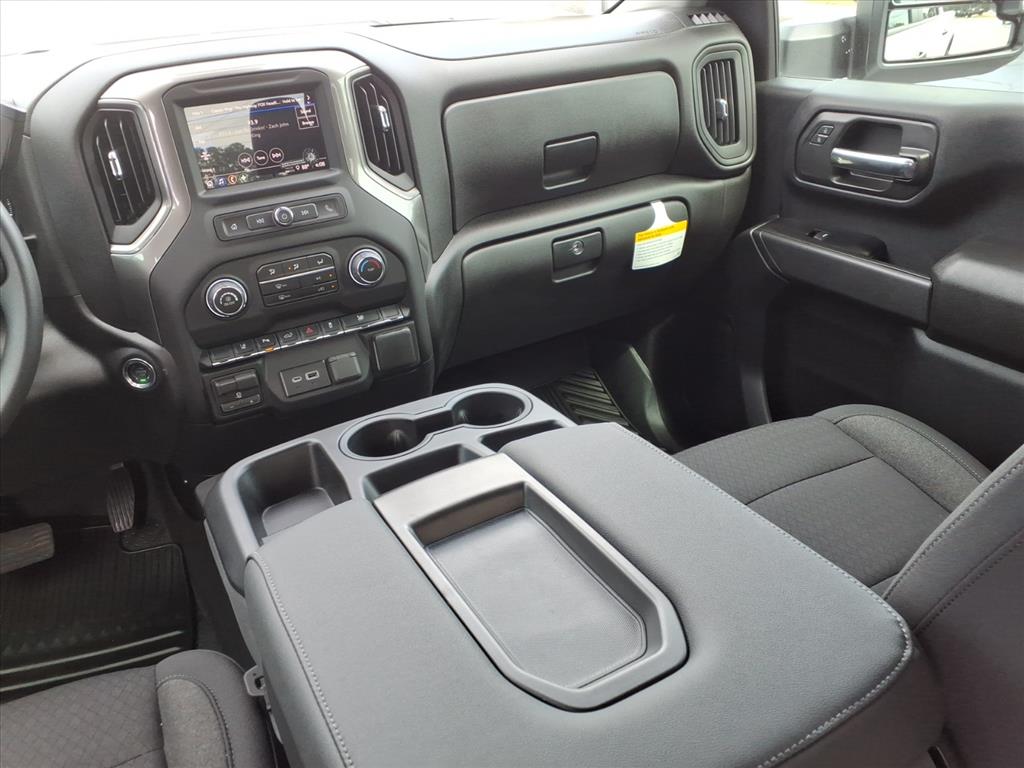 2026 Chevrolet Silverado 2500 HD Custom - Photo 13