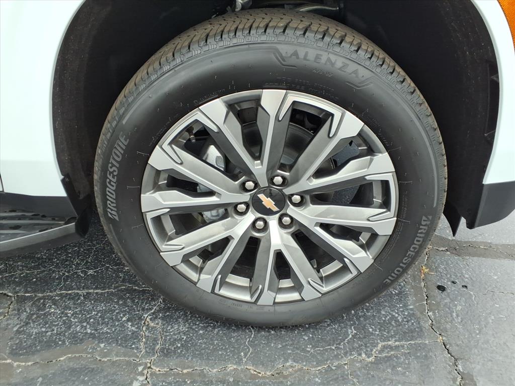 2026 Chevrolet Suburban High Country - Photo 11