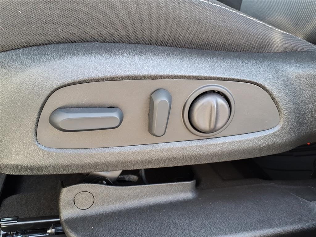 2025 Chevrolet Blazer 2LT - Photo 12