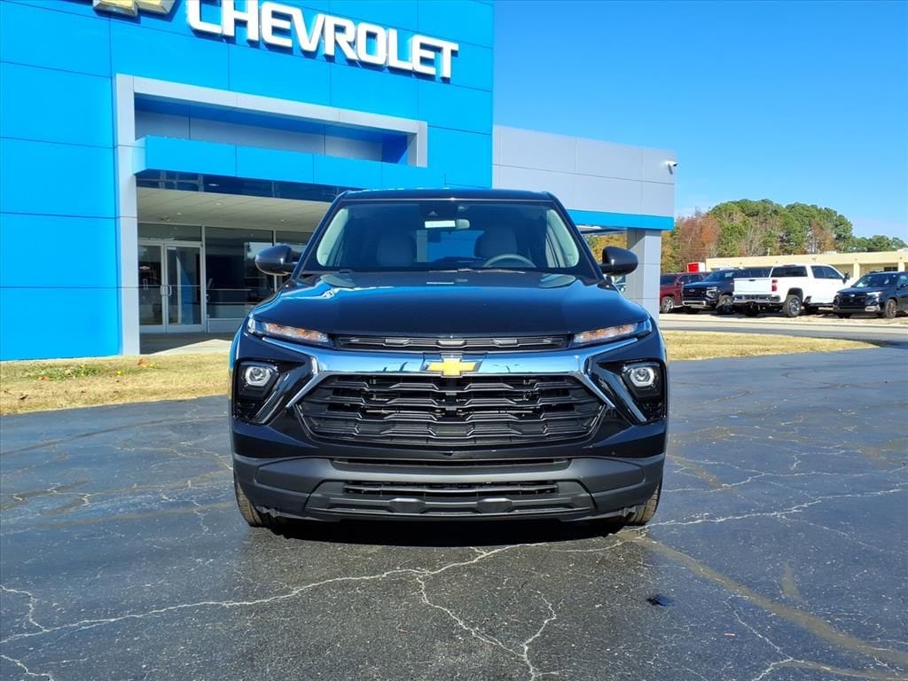 Used 2025 Chevrolet Trailblazer LS SUV