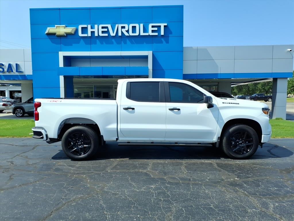 New 2026 Chevrolet Silverado 1500 Custom Truck