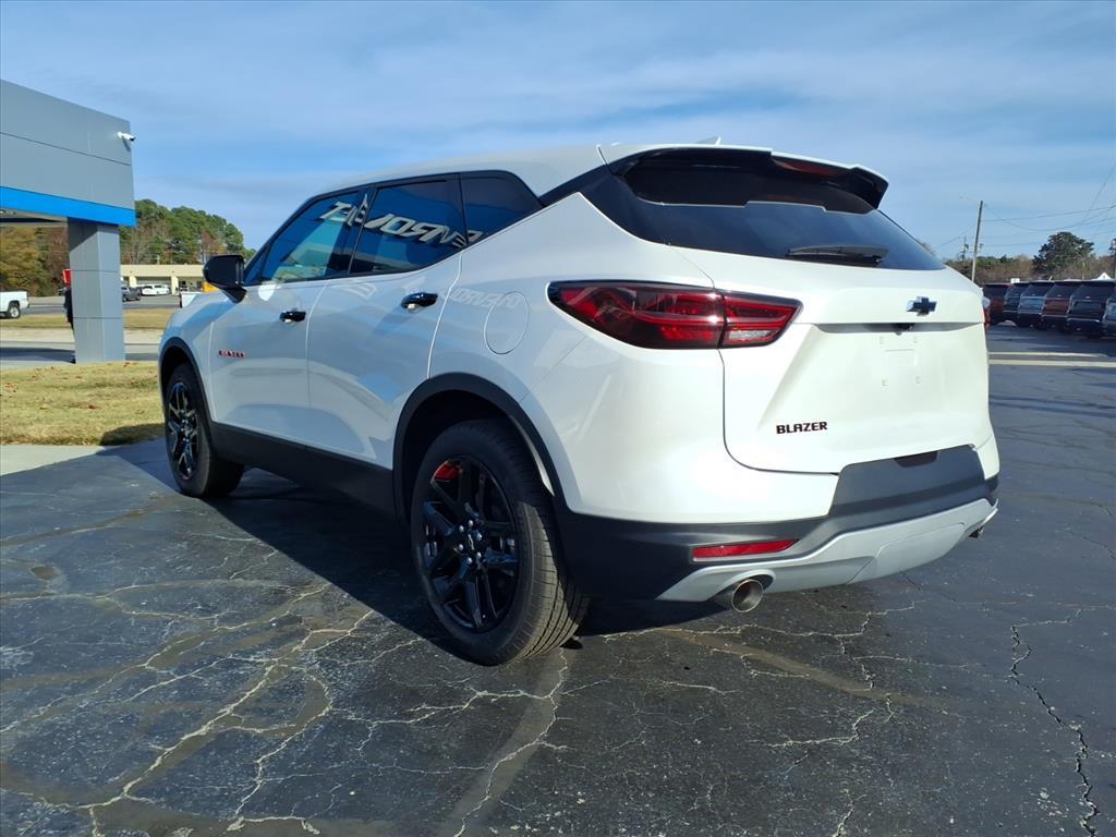 2025 Chevrolet Blazer 2LT - Photo 6
