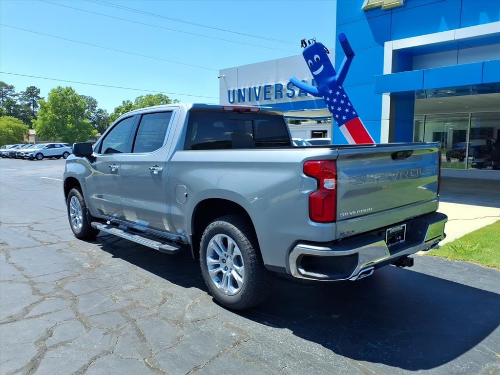 2026 Chevrolet Silverado 1500 LTZ - Photo 9