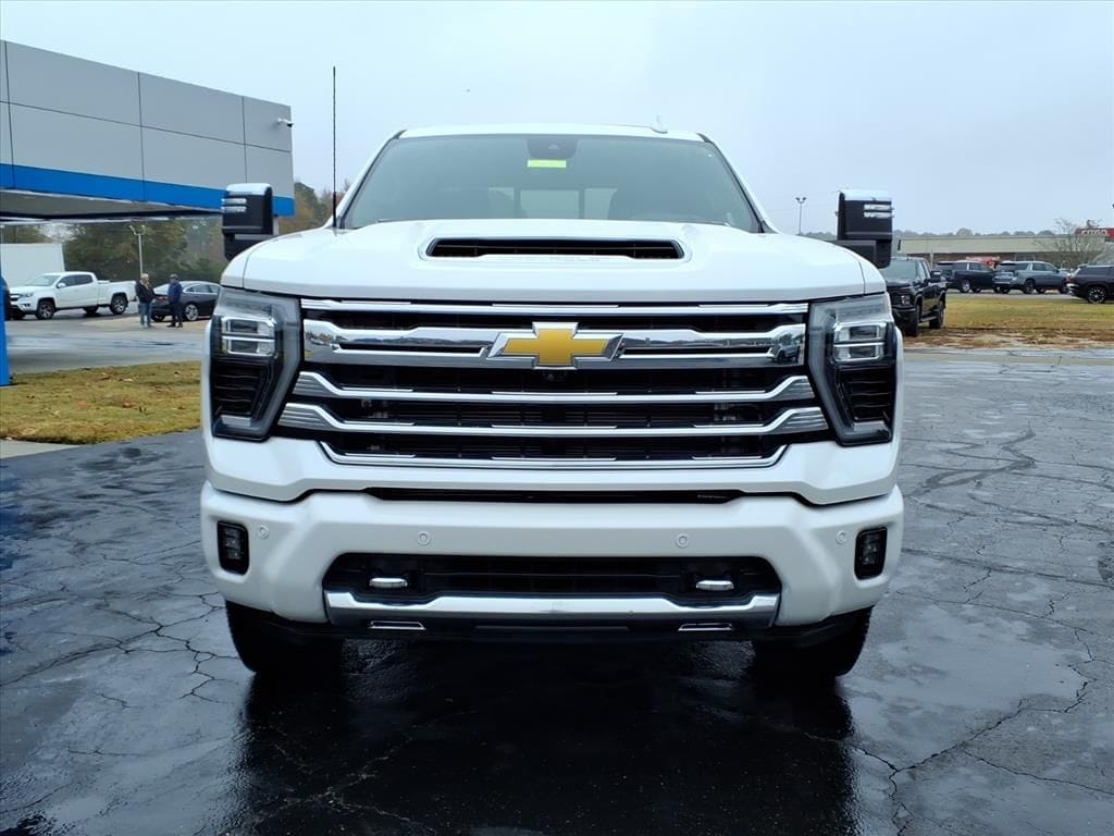 New 2025 Chevrolet Silverado 2500 HD High Country Truck Crew Cab