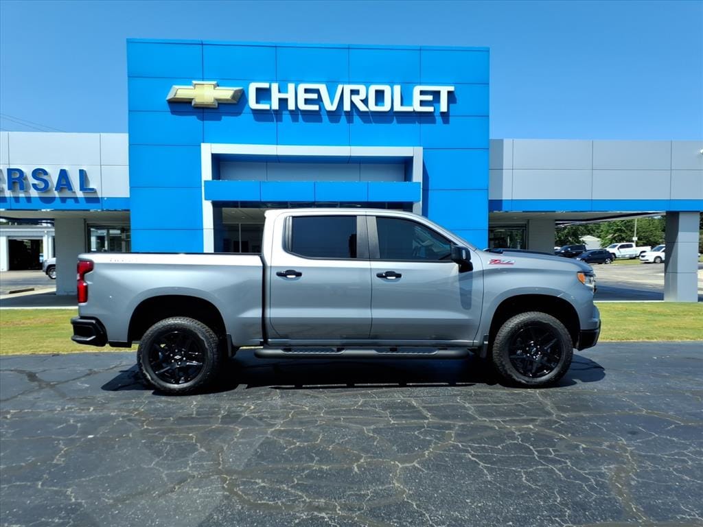 2026 Chevrolet Silverado 1500 LT Trail Boss - Photo 2