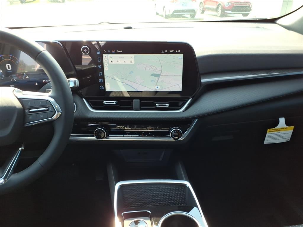 2027 Chevrolet Equinox LT - Photo 13