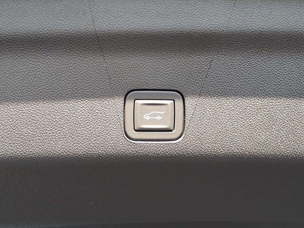 2026 Chevrolet Tahoe Premier - Photo 9
