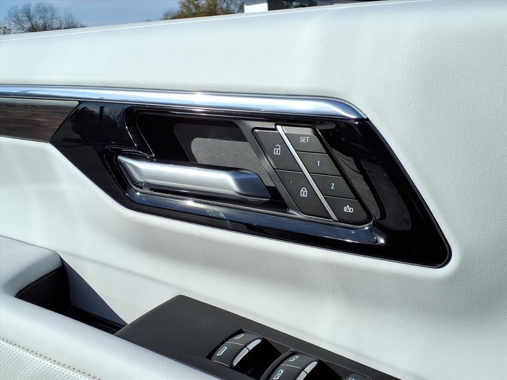 2026 Chevrolet Tahoe Premier - Photo 33