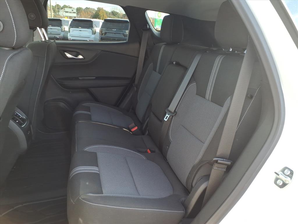 2025 Chevrolet Blazer 2LT - Photo 13