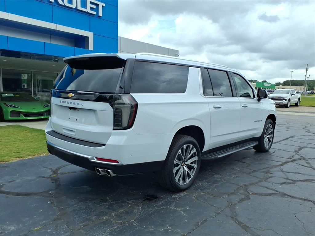 2026 Chevrolet Suburban High Country - Photo 7