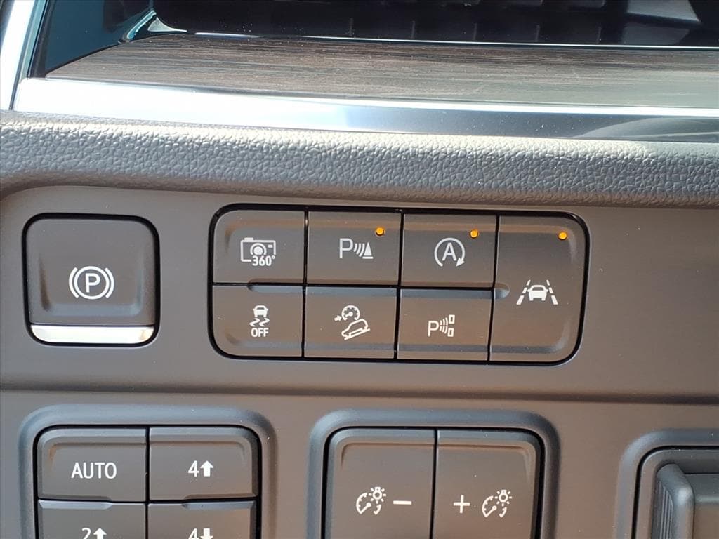 2026 Chevrolet Tahoe LS - Photo 27
