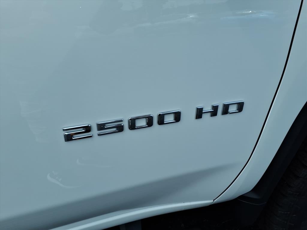 2026 Chevrolet Silverado 2500 HD Custom - Photo 7