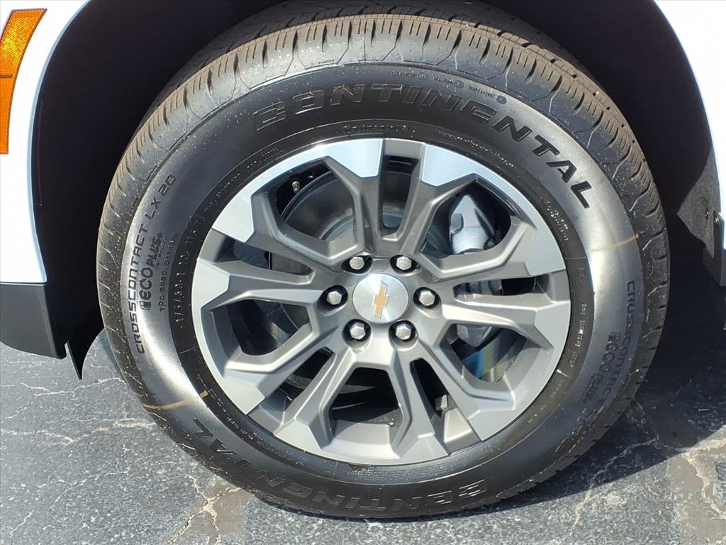 2026 Chevrolet Tahoe LS - Photo 10