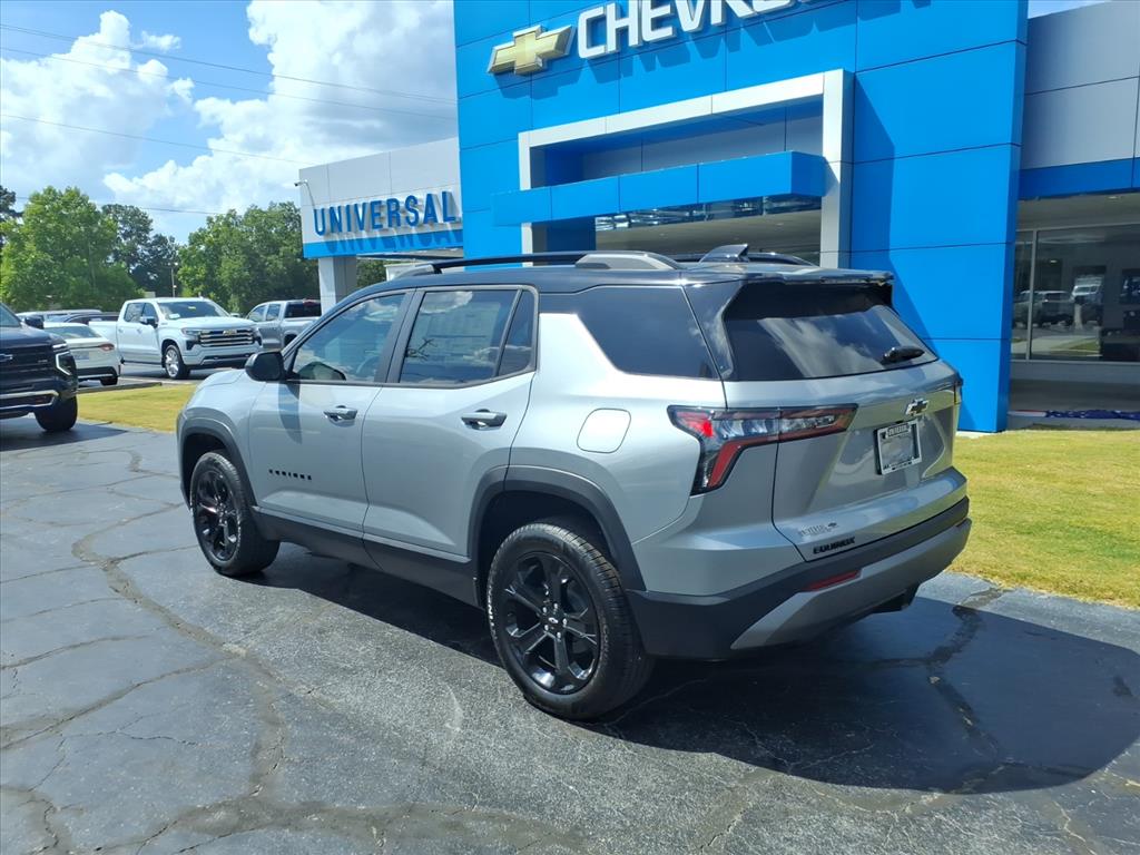 2027 Chevrolet Equinox LT - Photo 6