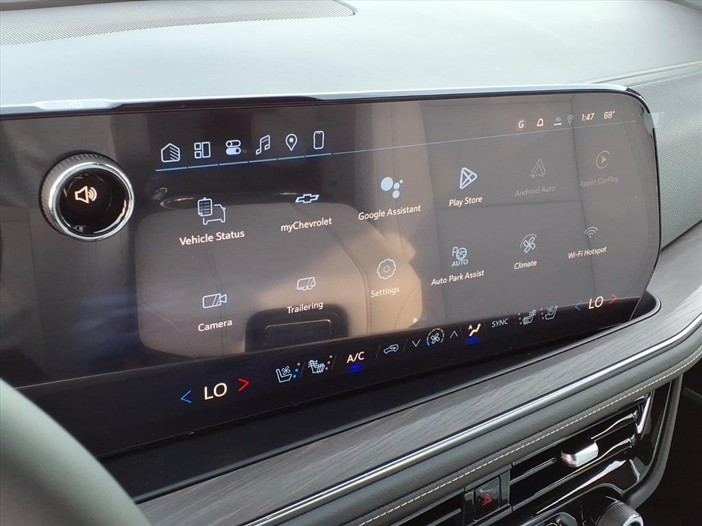 2026 Chevrolet Tahoe Premier - Photo 19