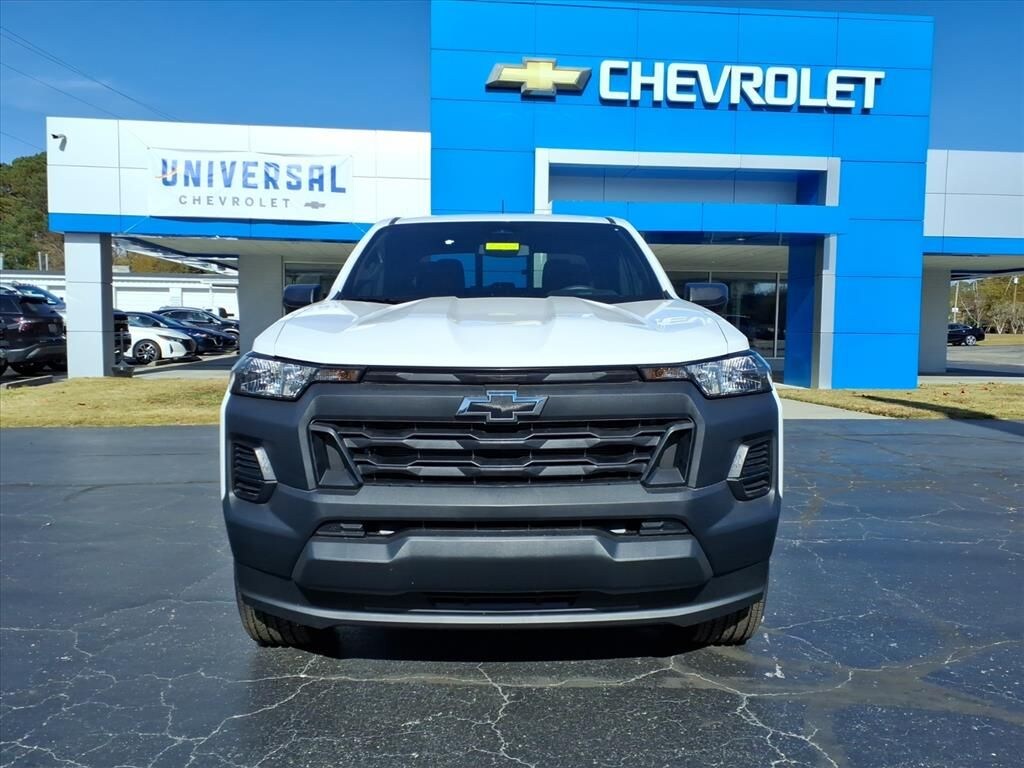 New 2025 Chevrolet Colorado WT Truck Crew Cab