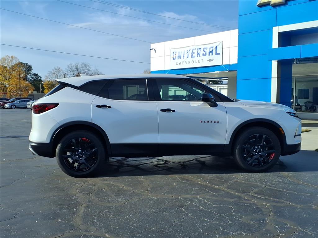 2025 Chevrolet Blazer 2LT - Photo 9