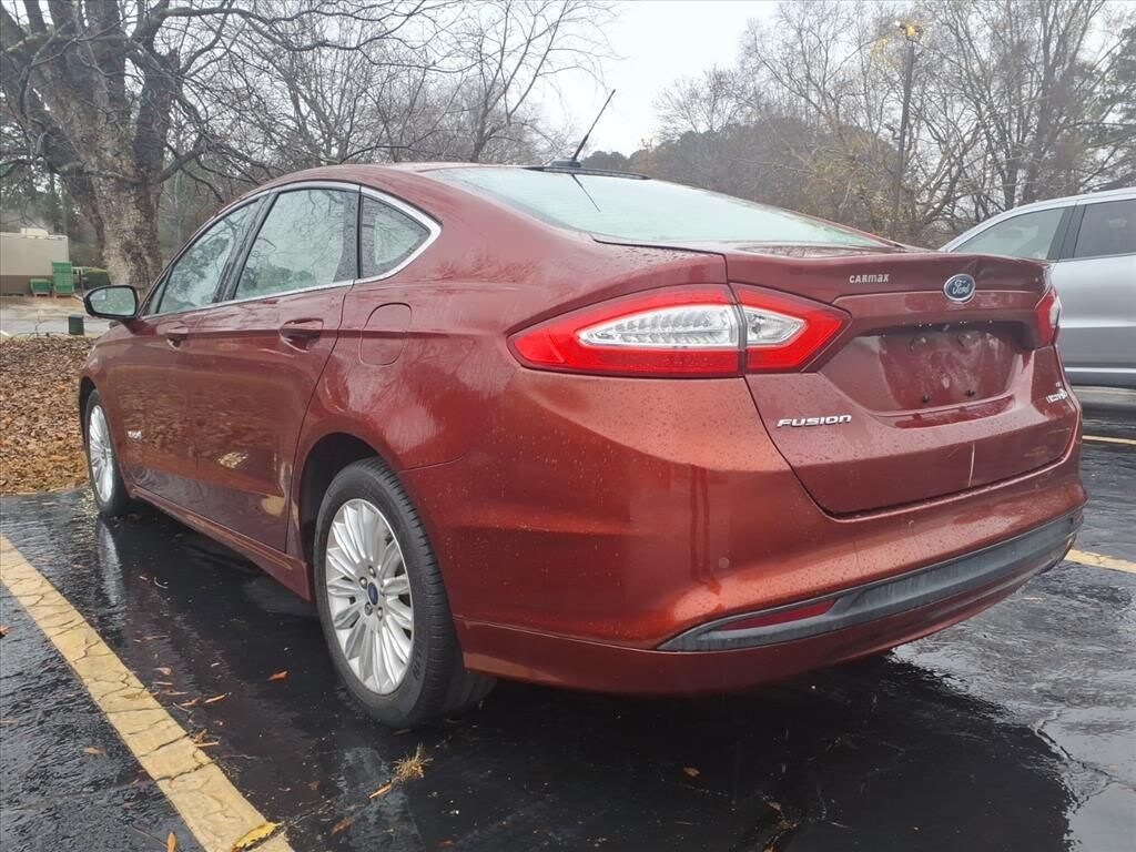 Used 2014 Ford Fusion Hybrid SE Sedan
