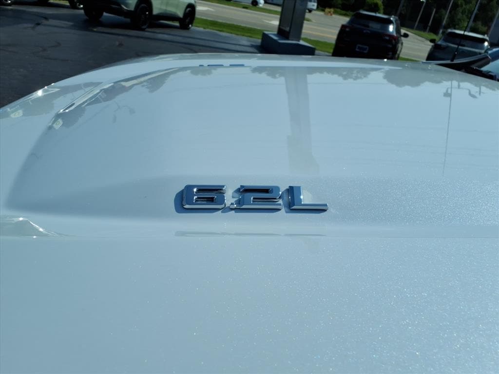 2026 Chevrolet Silverado 1500 High Country - Photo 9