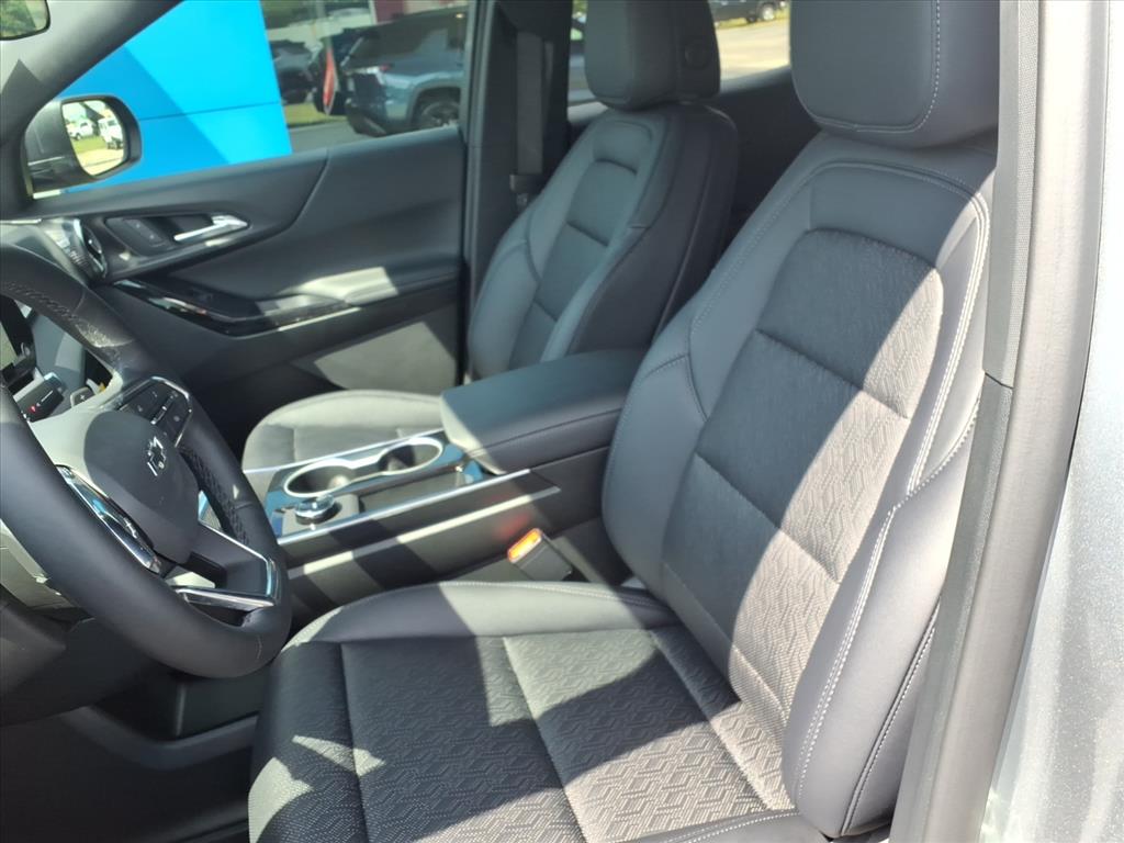 2027 Chevrolet Equinox LT - Photo 16