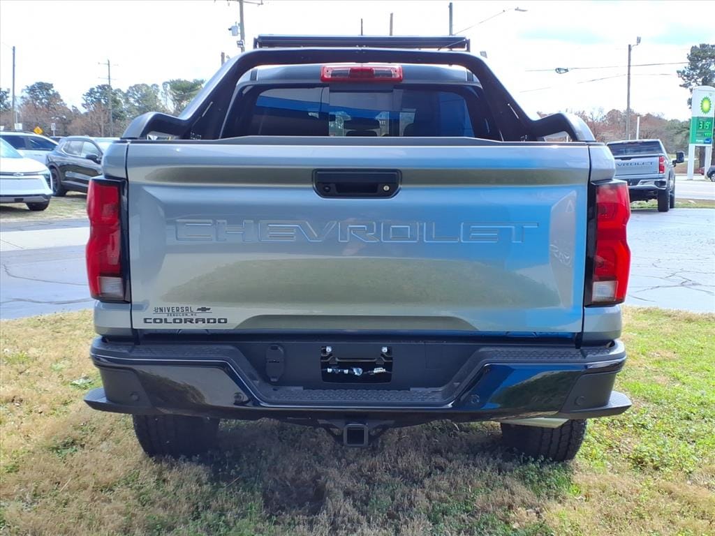 2025 Chevrolet Colorado Z71 - Photo 6