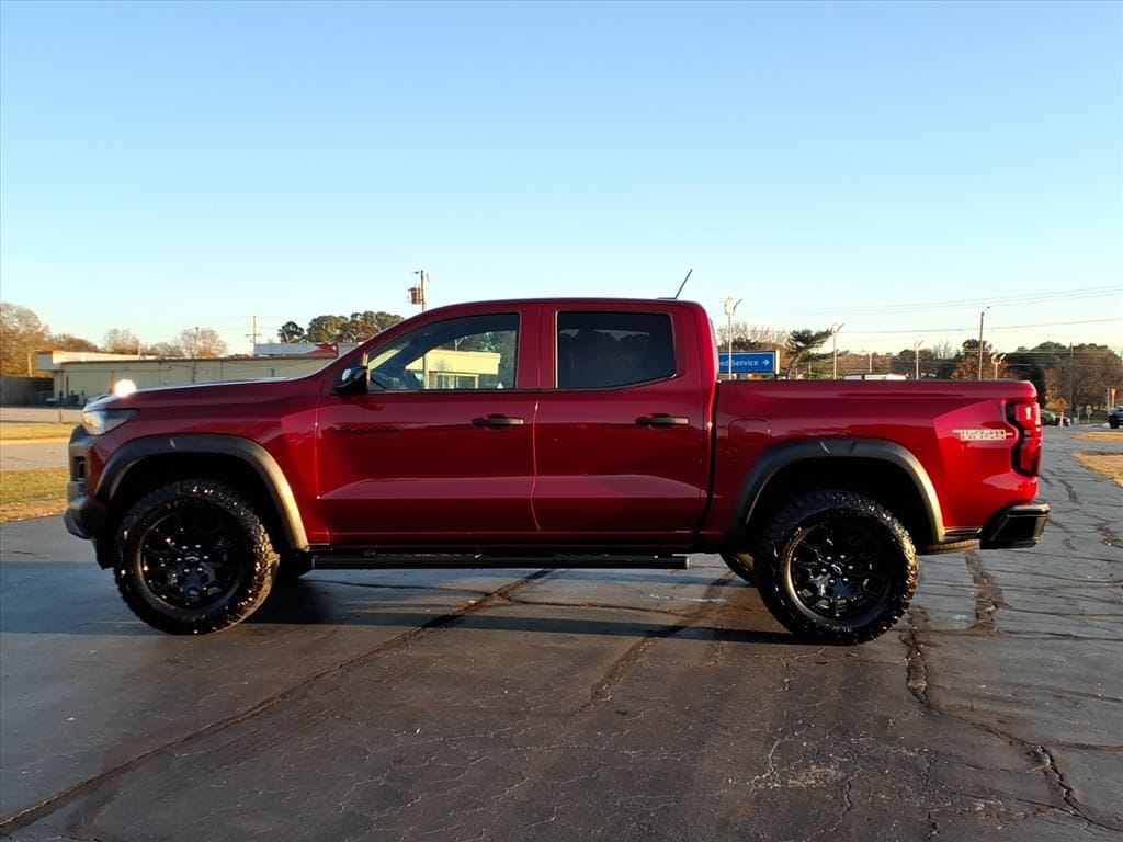 Used 2024 Chevrolet Colorado Trail Boss Truck Crew Cab