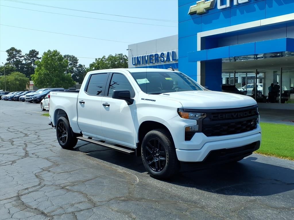 New 2026 Chevrolet Silverado 1500 Custom Truck