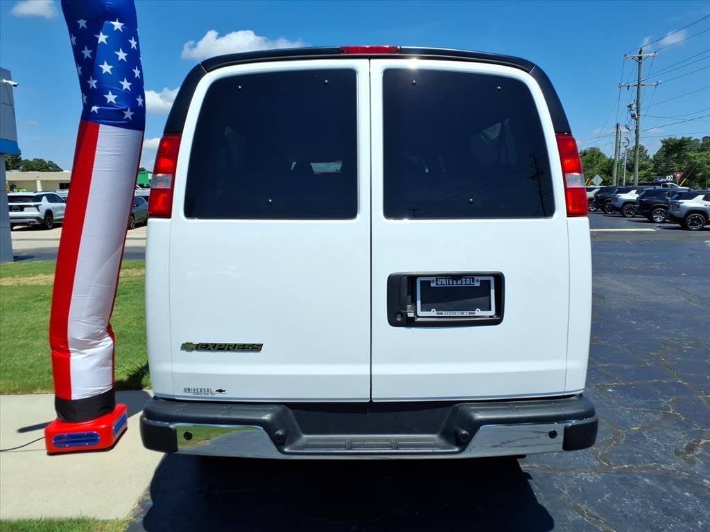Used 2025 Chevrolet Express Passenger 1LT Van