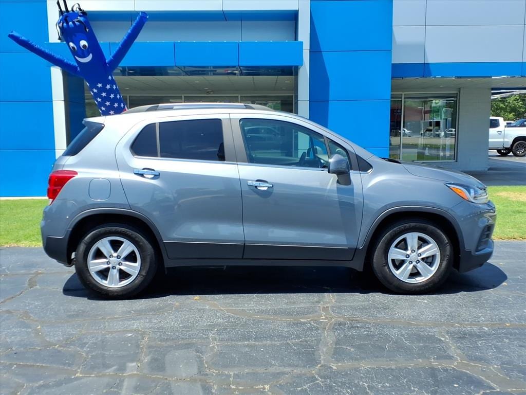 Used 2019 Chevrolet Trax LT with VIN KL7CJLSB1KB930309 for sale in Zebulon, NC