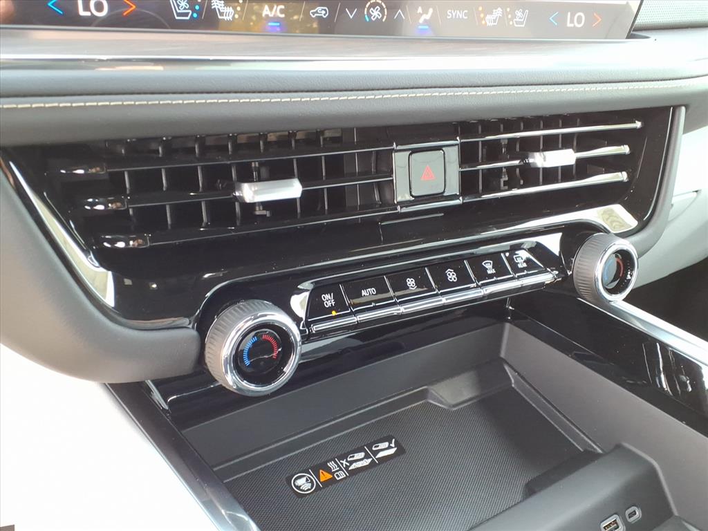 2026 Chevrolet Tahoe Premier - Photo 23