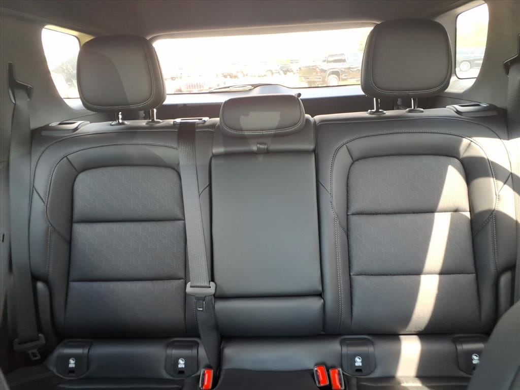 2027 Chevrolet Equinox LT - Photo 17