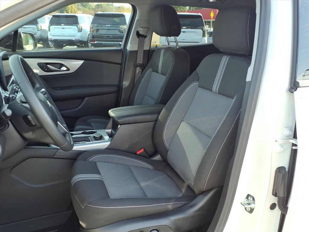 2025 Chevrolet Blazer 2LT - Photo 11